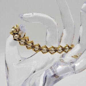 Vintage Napier White Faux Pearl Gold Tone Chain Bracelet 7.25" Spring Ring Clasp